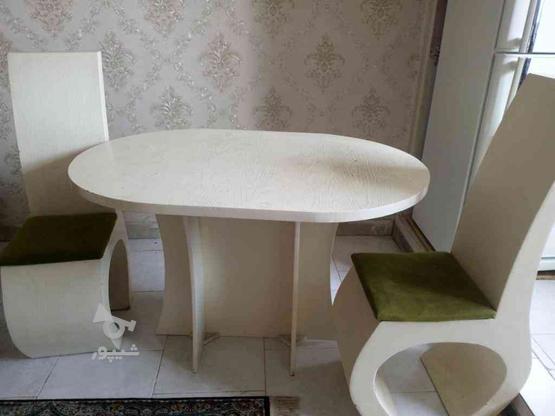 میز ناهارخوری شش نفره ولی دو صندلی داره در گروه خرید و فروش لوازم خانگی در البرز در شیپور-عکس1