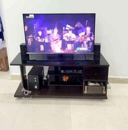 تلویزیون 38 اینچ سامسونگ به همراه میز در گروه خرید و فروش لوازم الکترونیکی در گیلان در شیپور-عکس1