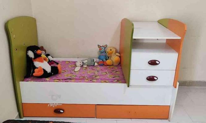 تخت و کمد نوزاد و کودک در گروه خرید و فروش لوازم شخصی در تهران در شیپور-عکس1