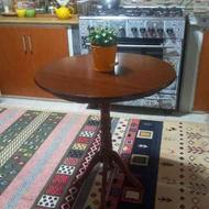 میز گرد چوبی رنگ فندوقی