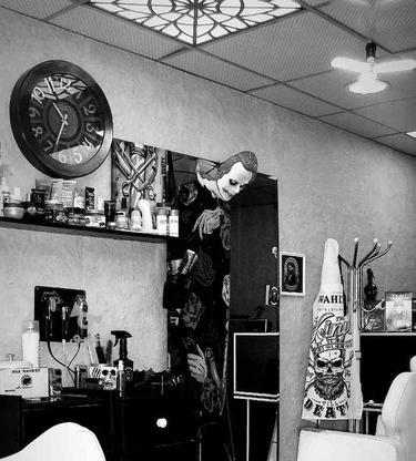 آرایشگر اقا با مشتری درصدی یا اجاره در گروه خرید و فروش استخدام در تهران در شیپور-عکس1