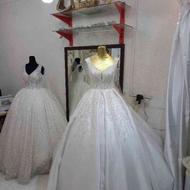 مغازه لباس عروس با وسیله ها واگذار میشود