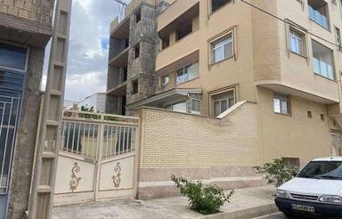 منزل مسکونی واقع در شهر تیران