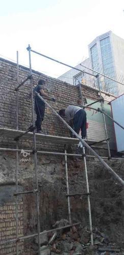 تخریب فوری ساختمان های قدیمی دیوار