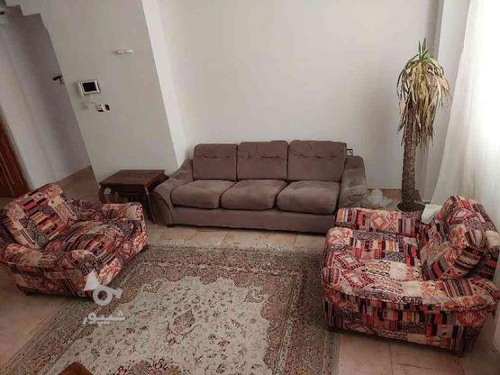 مبلیران 7 نفره شامل یک کاناپه و 4 مبل تک نفره در گروه خرید و فروش لوازم خانگی در مازندران در شیپور-عکس1