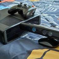 Xbox360 slim دو دسته با کینکت