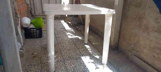 3عدد میز پلاستیکی سفید چهارپایه. در گروه خرید و فروش صنعتی، اداری و تجاری در مازندران در شیپور-عکس1