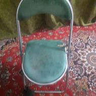 صندلی فلزی محکم