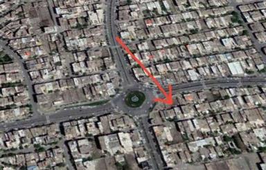 404 متر زمین میدان لادن حاشیه پیروزی
