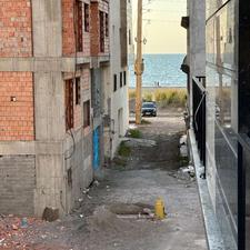 آپارتمان 85 متری سرخرود 50 قدمی دریا