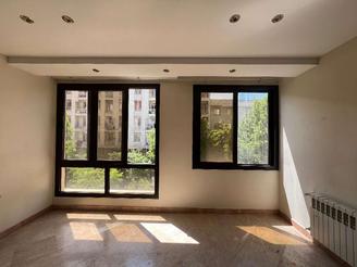 فروش آپارتمان 95 متر در پونک سردار جنگل / سالن پرده خور