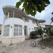 فروش ویلا 210 متر 3 خواب شهرکی بلوار دریا سرخرود