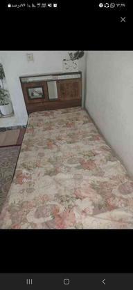 تخت 1نفره با شکستگی جزئی در گروه خرید و فروش لوازم خانگی در اصفهان در شیپور-عکس1