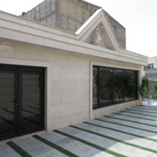 300مترباغ ویلا شیک و نوساز در لوکیشن دیدنی شهریار