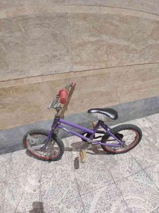 دوچرخه 16 سالم و تمیز در گروه خرید و فروش ورزش فرهنگ فراغت در تهران در شیپور-عکس1