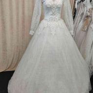 فروش تعدادی لباس عروس