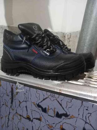 چهار جفت کفش کار عایق مناسب تکنسین برق در گروه خرید و فروش لوازم شخصی در یزد در شیپور-عکس1