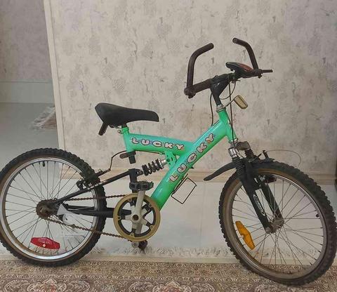دوچرخه نوجوان در گروه خرید و فروش ورزش فرهنگ فراغت در خراسان رضوی در شیپور-عکس1