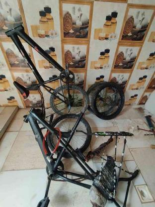 دوتا دوچرخه دارم وسایل دوچرخه دارم. در گروه خرید و فروش ورزش فرهنگ فراغت در سیستان و بلوچستان در شیپور-عکس1
