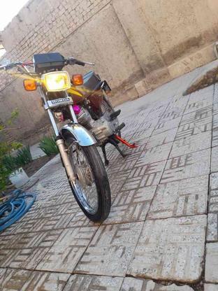 موتور سیکلت تمیز در گروه خرید و فروش وسایل نقلیه در اصفهان در شیپور-عکس1