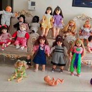 دنیایی از عروسک های قدیمی و سخنگو