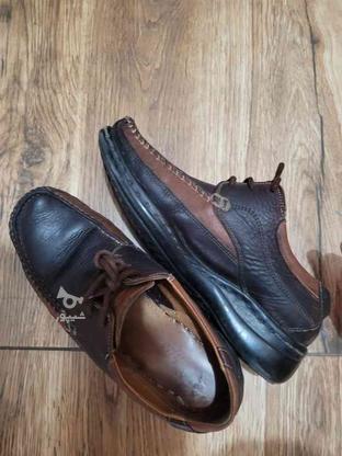 کفش چرم طبیعی سایز38 نیاز ب تعمیر در گروه خرید و فروش لوازم شخصی در اصفهان در شیپور-عکس1