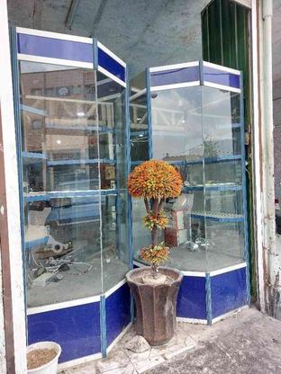 ویترین آلومینیومی در حد نو در گروه خرید و فروش صنعتی، اداری و تجاری در فارس در شیپور-عکس1