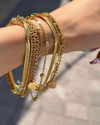 دستبند فول لاکچری طلایی در گروه خرید و فروش لوازم شخصی در تهران در شیپور-عکس1