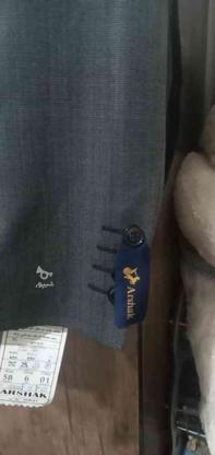 کت و شلوار برند آرشاک نپوشیده توی کاور ، در گروه خرید و فروش لوازم شخصی در اصفهان در شیپور-عکس1