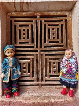 عروسک سنتی دکوری با لباس محلی روستای ابیانه در گروه خرید و فروش ورزش فرهنگ فراغت در تهران در شیپور-عکس1