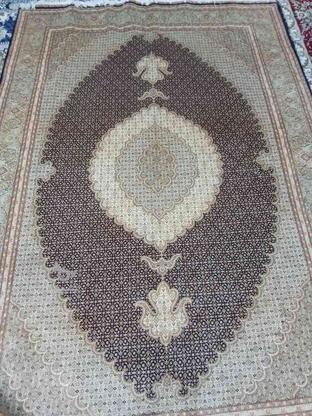 فرش دست بافت اصل تبریزگل ابریشم سیبیل دار در گروه خرید و فروش لوازم خانگی در یزد در شیپور-عکس1