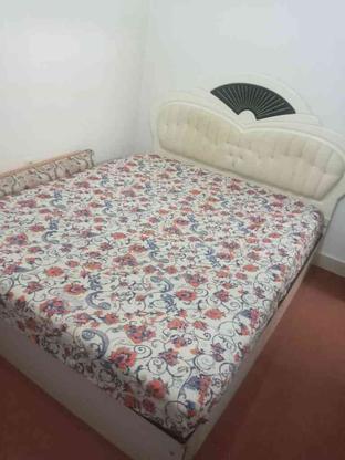 تخت سفیددونفره همراه با خوش خواب در گروه خرید و فروش لوازم خانگی در آذربایجان غربی در شیپور-عکس1