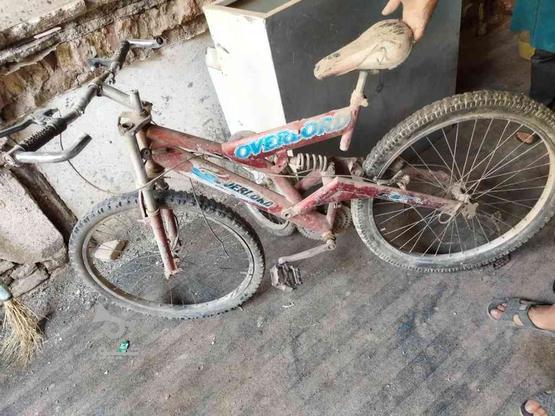 دوتا دوچرخه و اسکیت در گروه خرید و فروش ورزش فرهنگ فراغت در خراسان رضوی در شیپور-عکس1