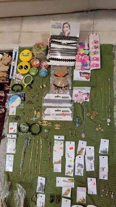 مقداری بدلیجات و اکسسوری به صورت تکی یا یکجا فروخته میشود در گروه خرید و فروش لوازم شخصی در گیلان در شیپور-عکس1