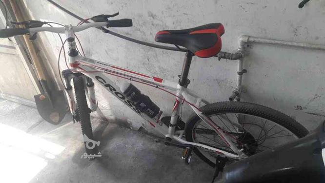 دوچرخه کراس سایز 26 در گروه خرید و فروش ورزش فرهنگ فراغت در خراسان رضوی در شیپور-عکس1