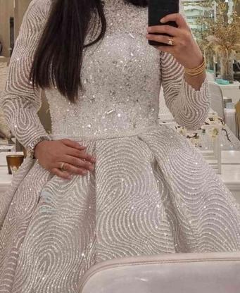 لباس عروس بسیارزیباوپوشیده در گروه خرید و فروش لوازم شخصی در تهران در شیپور-عکس1