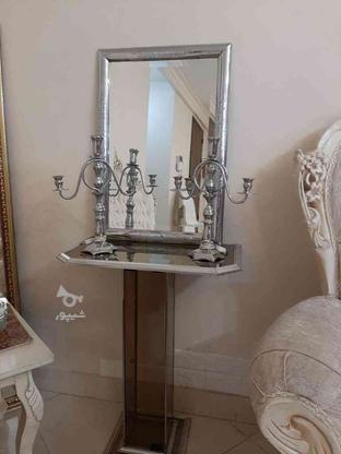 آینه و شمعدان سیلور همراه میز در گروه خرید و فروش لوازم خانگی در تهران در شیپور-عکس1