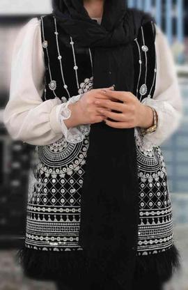 مانتو مجلسی سوزن دوزی و زیره سفید در گروه خرید و فروش لوازم شخصی در آذربایجان شرقی در شیپور-عکس1