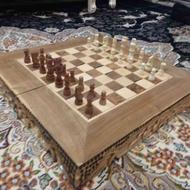 شطرنج چوبی با ست مهره کامل
