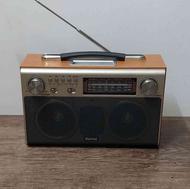 رادیو قدیم .فلش . بلوتوث