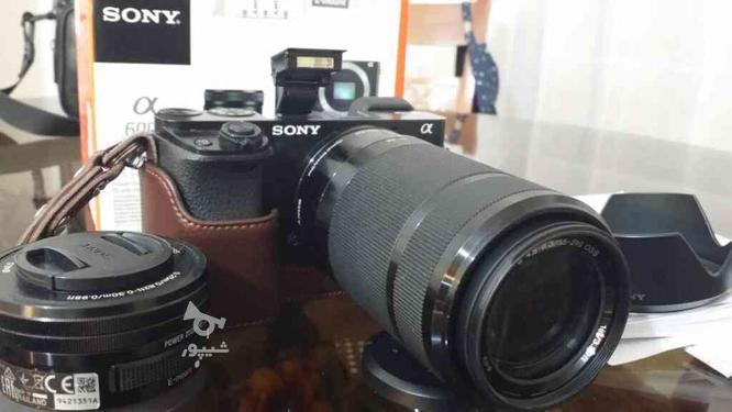 دوربین حرفه ای سونی آلفا 6000 و دو عدد لنز در حد نو در گروه خرید و فروش لوازم الکترونیکی در تهران در شیپور-عکس1