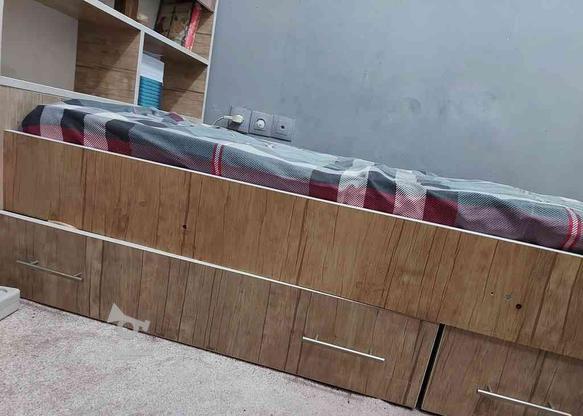 تختخواب یک نفره چوبی با تشک. در گروه خرید و فروش لوازم خانگی در تهران در شیپور-عکس1