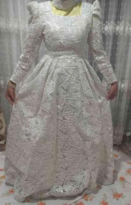 یک عدد لباس مجلسی مناسب مراسم نامزدی و عقد در گروه خرید و فروش لوازم شخصی در اصفهان در شیپور-عکس1