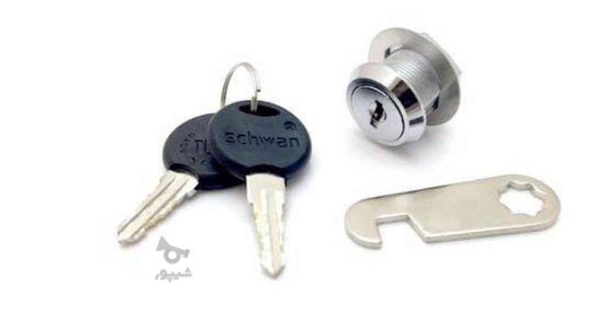 کلید سازی قم . قفل ساز . کلیدسازی. گاوصندوق. قفل برقی .جک در در گروه خرید و فروش خدمات و کسب و کار در قم در شیپور-عکس1