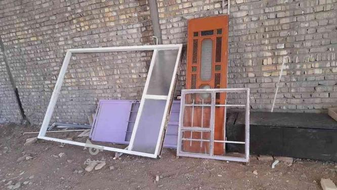 درپنجره .سه دربا چهار چوب سالم تمیز در گروه خرید و فروش لوازم خانگی در زنجان در شیپور-عکس1