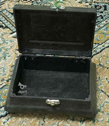 یک صندوقچه فلزی جواهرات یا بدلیجات کار کرده فروشی در گروه خرید و فروش لوازم شخصی در فارس در شیپور-عکس1