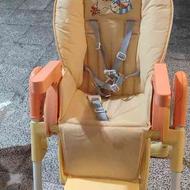 صندلی کودک در حد آکبند