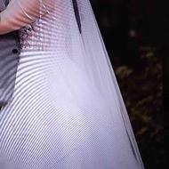 لباس عروس دنباله دار هر دو نمای لباس سنگ کار شده