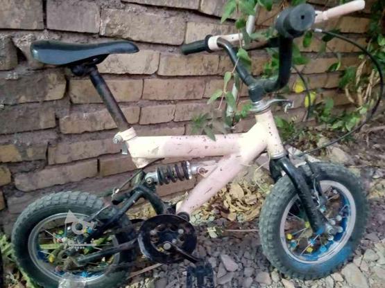 دوچرخه کمک دار 12 در گروه خرید و فروش ورزش فرهنگ فراغت در خراسان رضوی در شیپور-عکس1