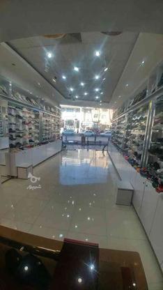 فروش کفشها و ویترین مغازه در گروه خرید و فروش صنعتی، اداری و تجاری در اصفهان در شیپور-عکس1